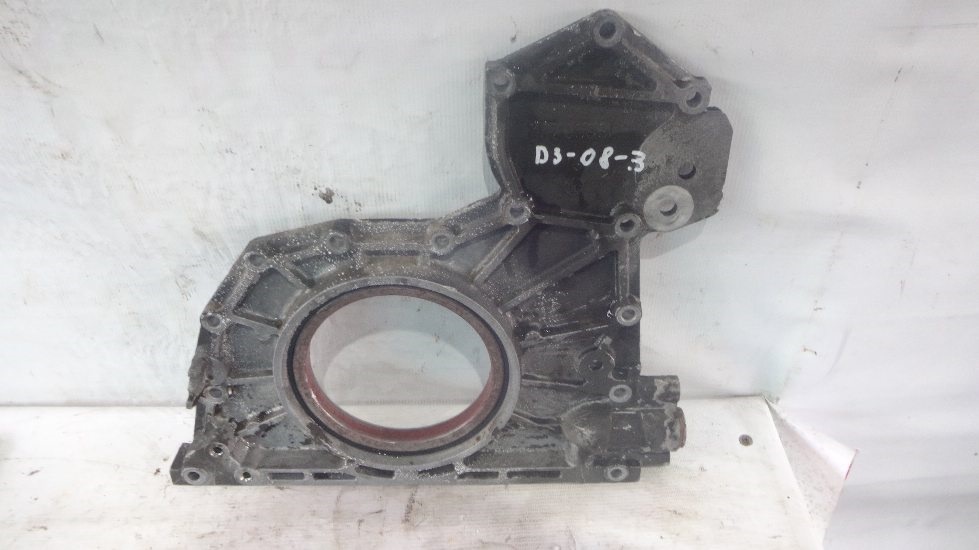 крышка двигателя передняя с сальником коленвала б/у